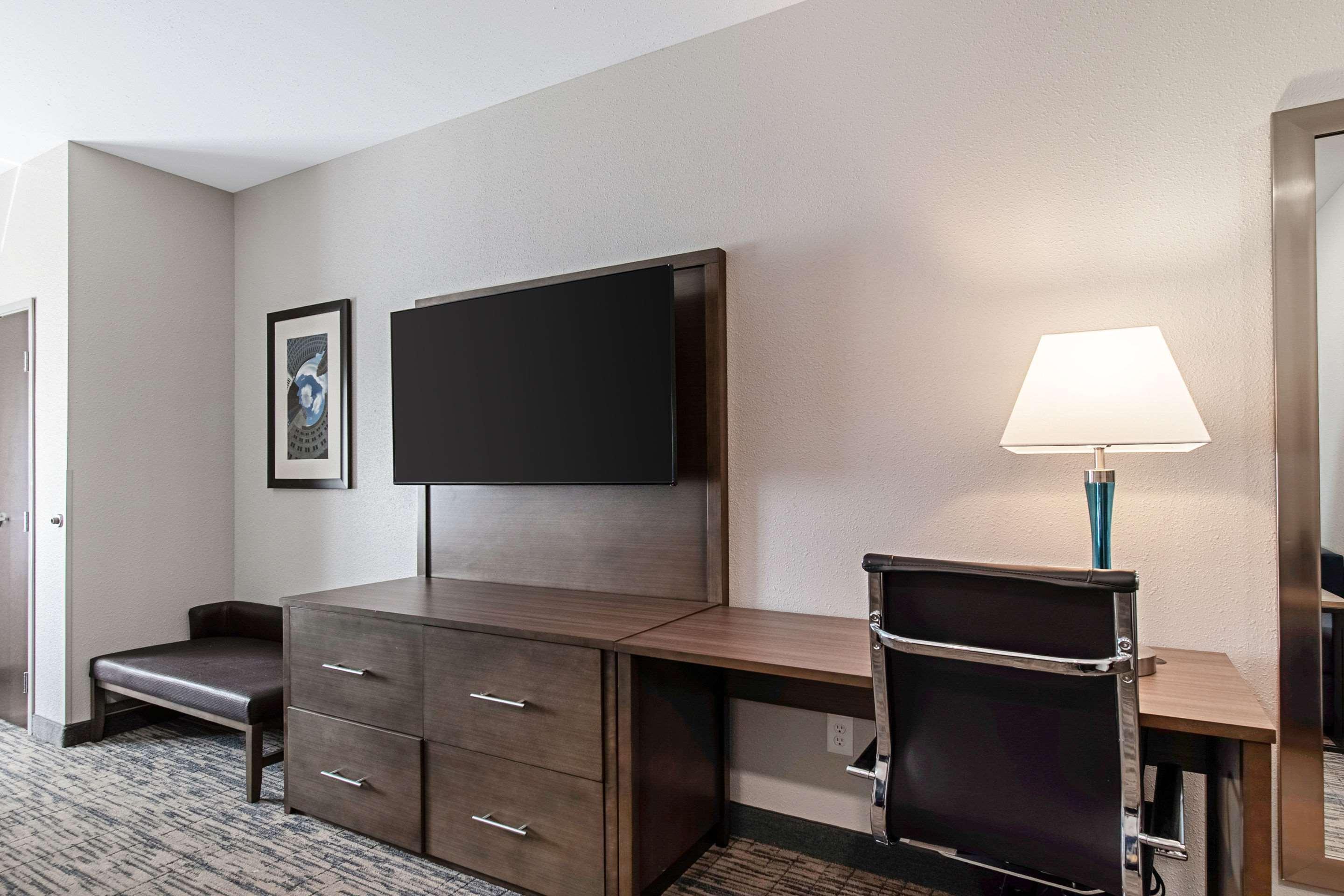 Comfort Suites Grove City - Columbus South Εξωτερικό φωτογραφία