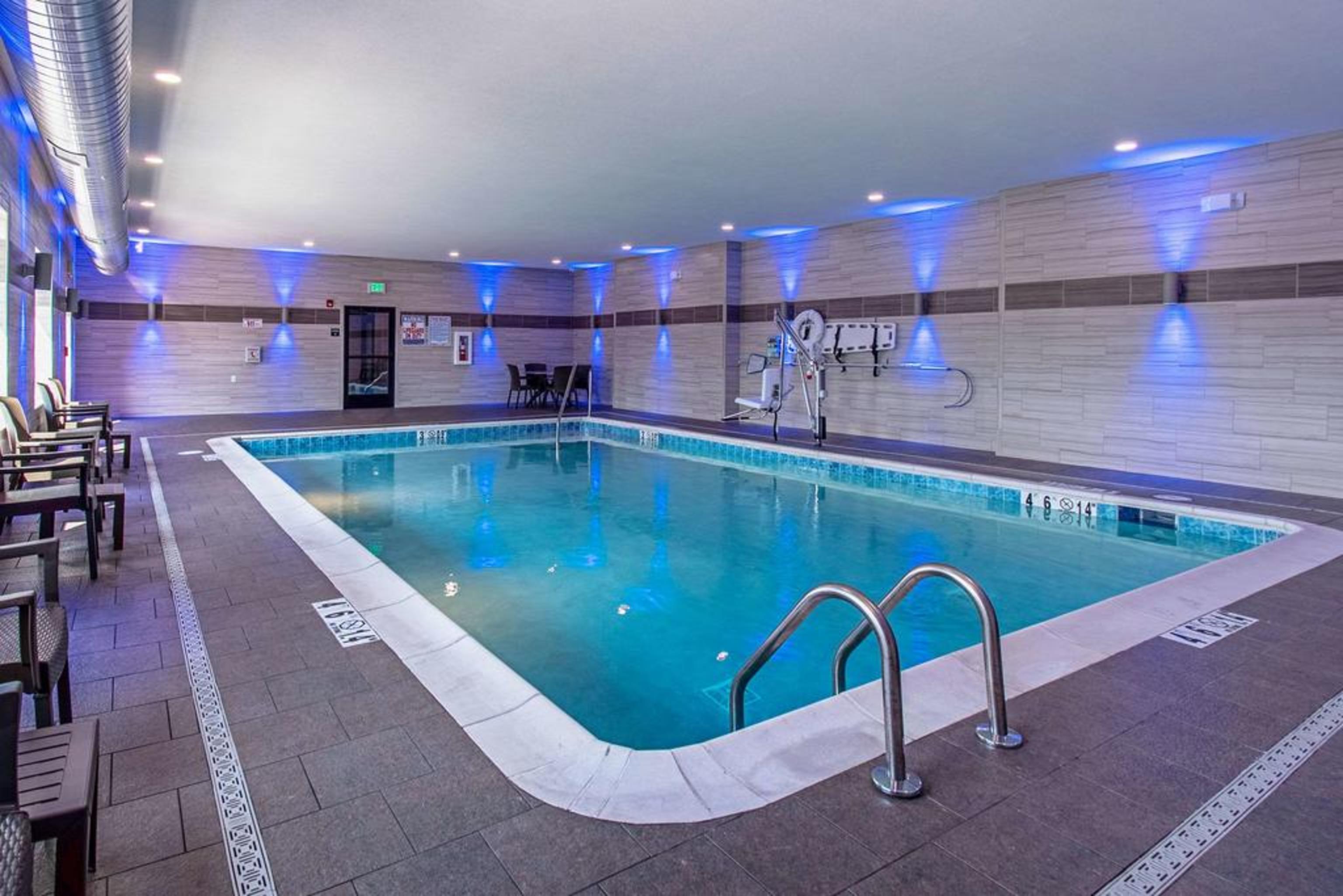 Comfort Suites Grove City - Columbus South Εξωτερικό φωτογραφία